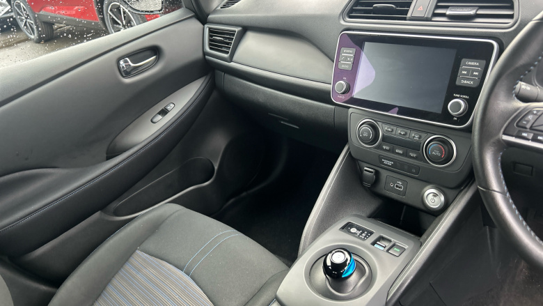 Nissan LEAF 110kW Acenta 39kWh 5dr Auto Electric Hatchback